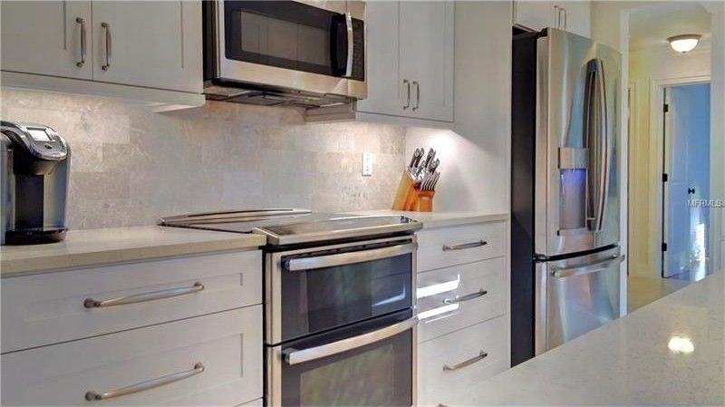 7030 16th St S - Photo 2 of 11