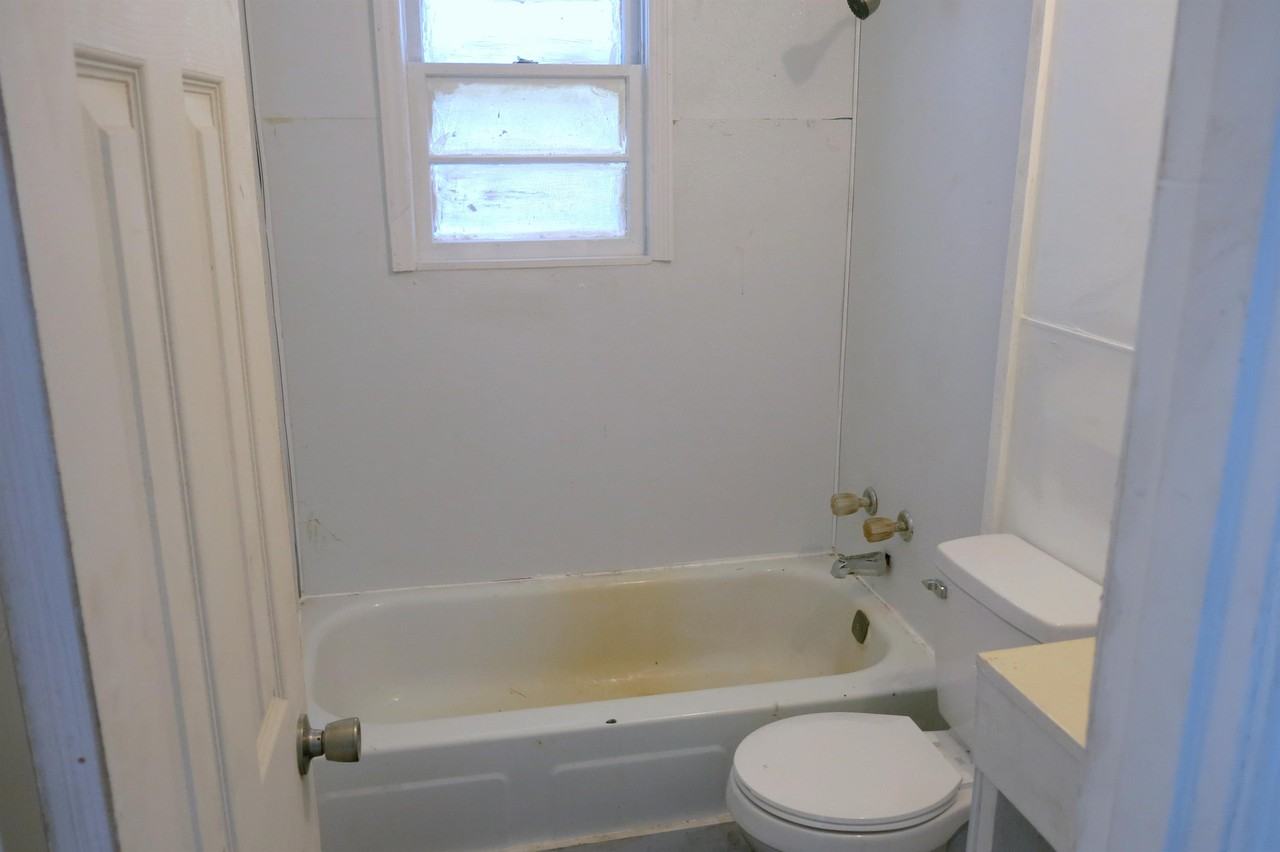 216 Bonita Ln #1 - Photo 7 of 12