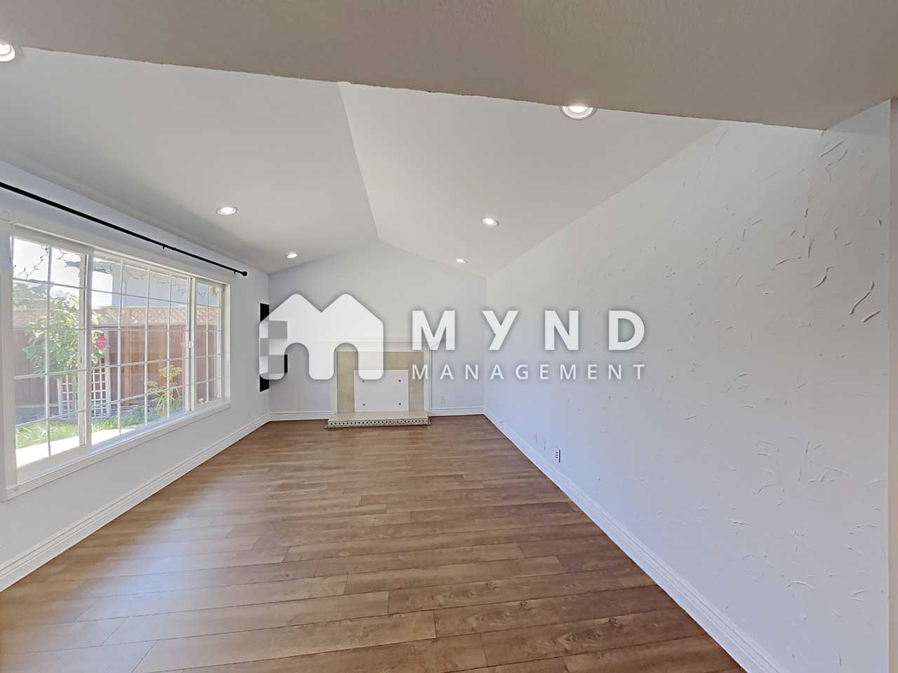 4035 Pearl Ave - Photo 2 of 13