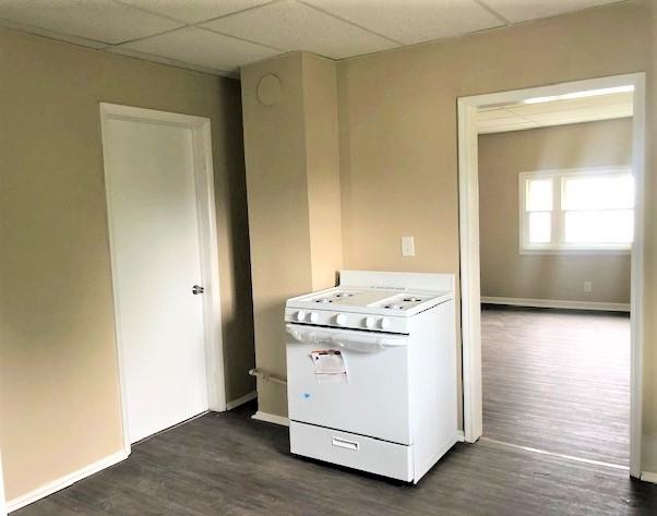 33 Reservation St Uppr Rear #4UPPERREAR - Photo 3 of 10