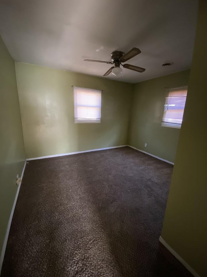 1736 W Grand Ave #1 - Photo 4 of 10