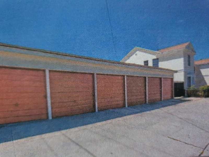 2018 W 39th St - Photo 4 of 12