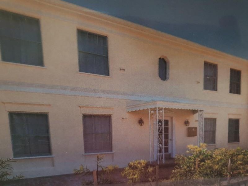 2018 W 39th St - Photo 5 of 12