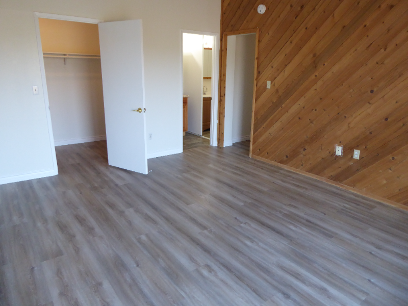 1011 Canal St - Photo 2 of 17