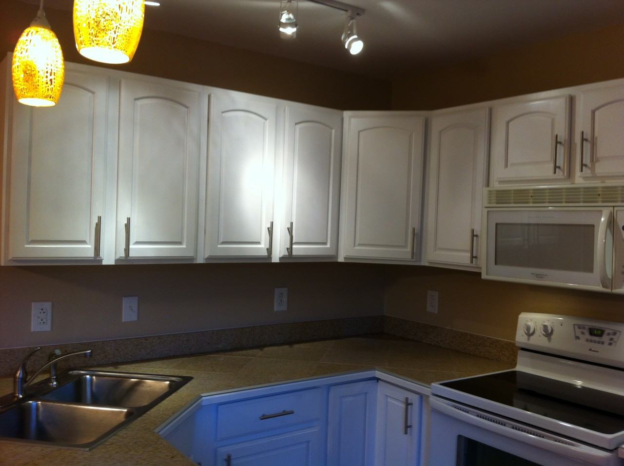 10755 Carroll Wood Way - Photo 3 of 11