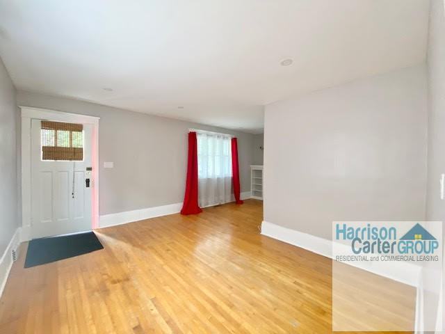 214 Windsor Avenue - Photo 3 of 16