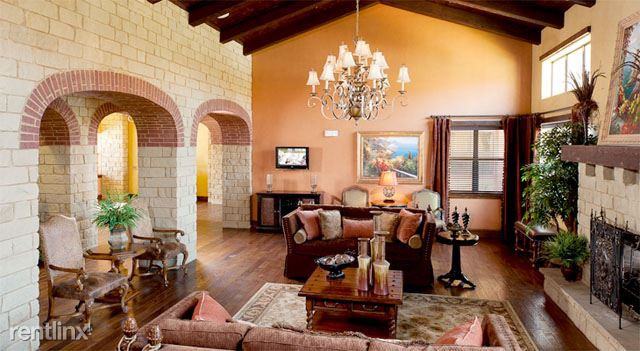 650 Leora Ln - Photo 2 of 12