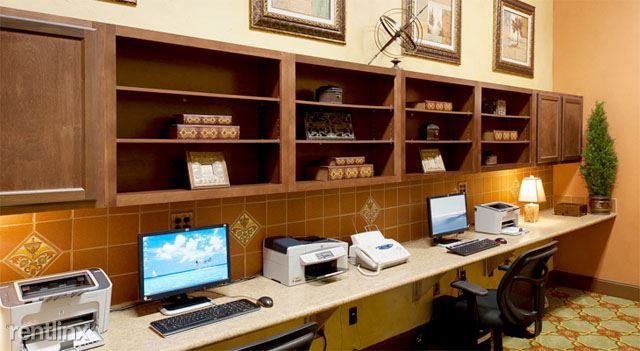 650 Leora Ln - Photo 3 of 12