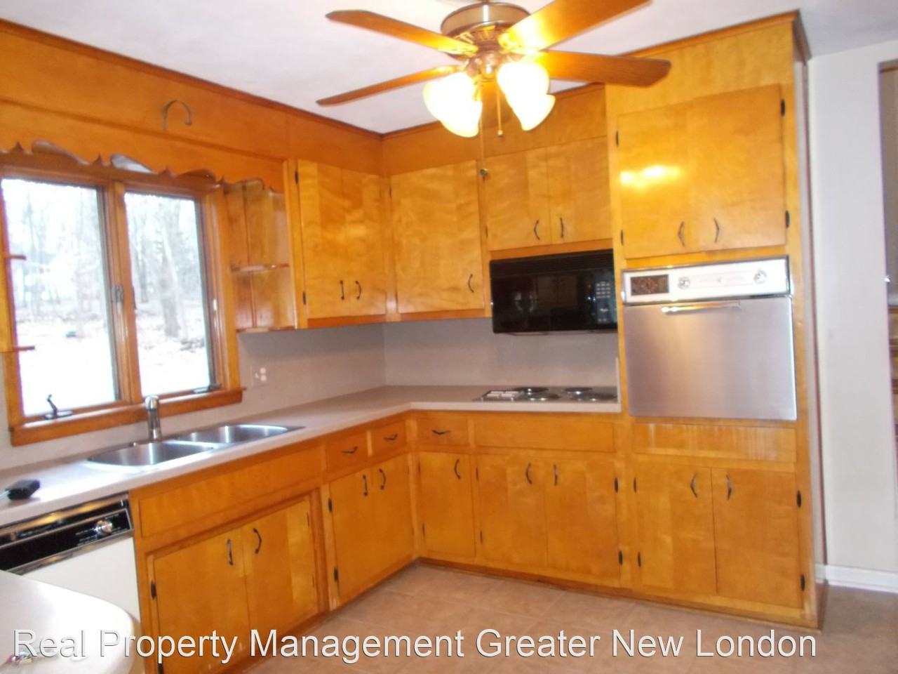 92 Pollys Ln - Photo 3 of 14