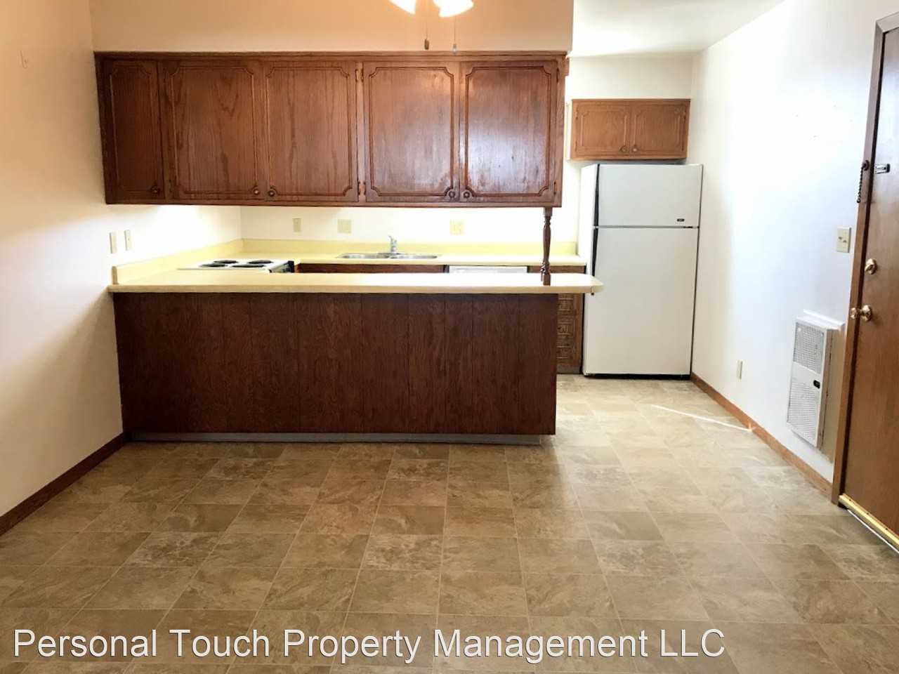 801 6th Ave N #A - Photo 3 of 11