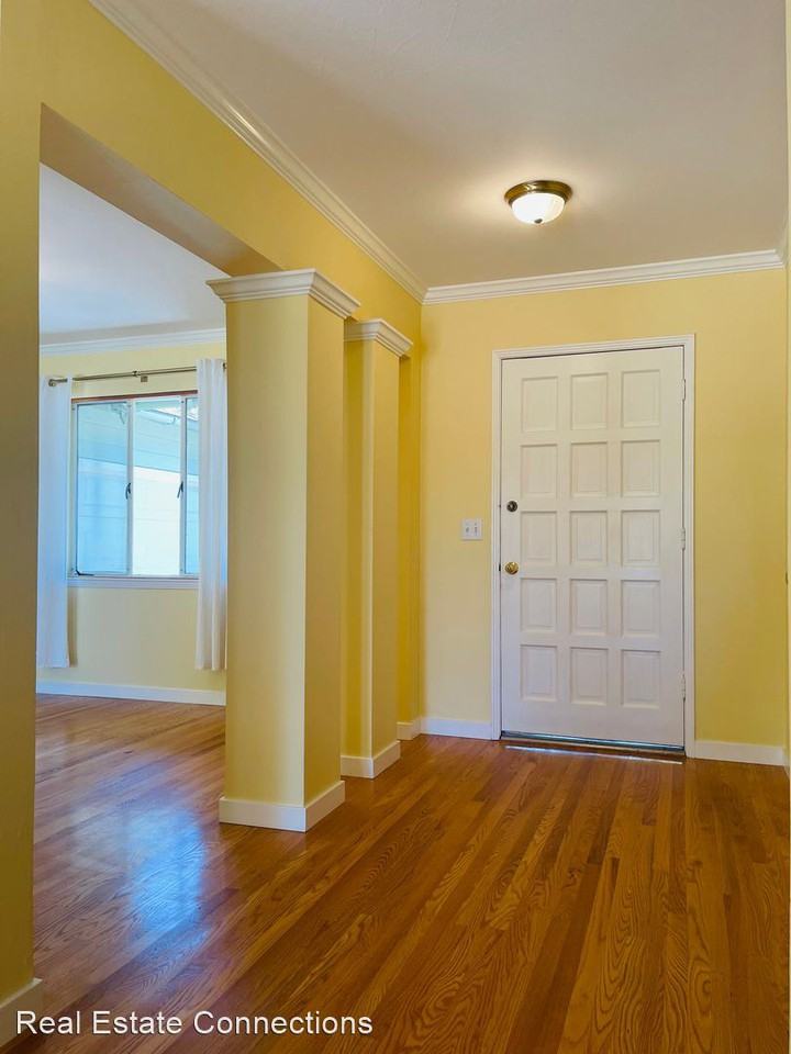 1449 Topar Ave - Photo 2 of 17