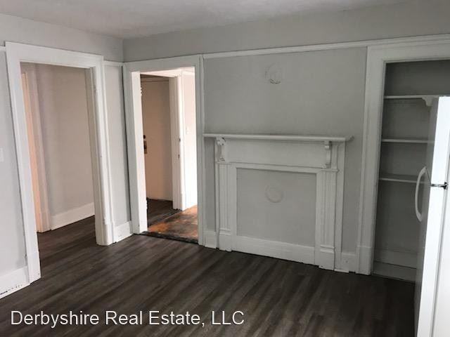 508 Stuart Ln - Photo 2 of 5