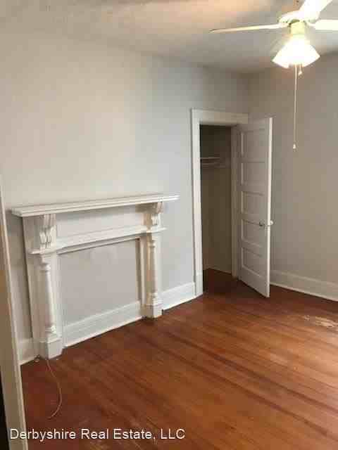 508 Stuart Ln - Photo 3 of 5