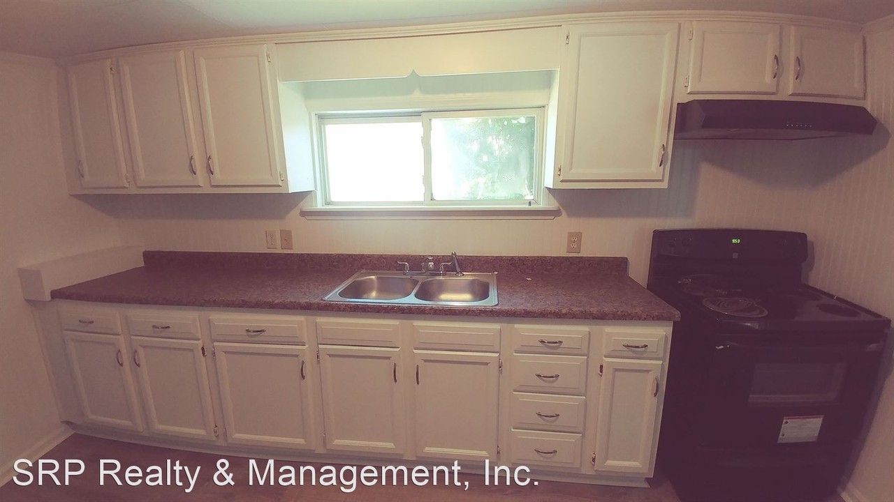 2432 Pruitt Street - Photo 2 of 8