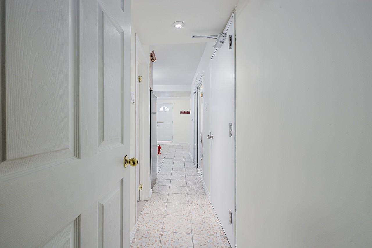 91A Newmarket Ave - Photo 3 of 18