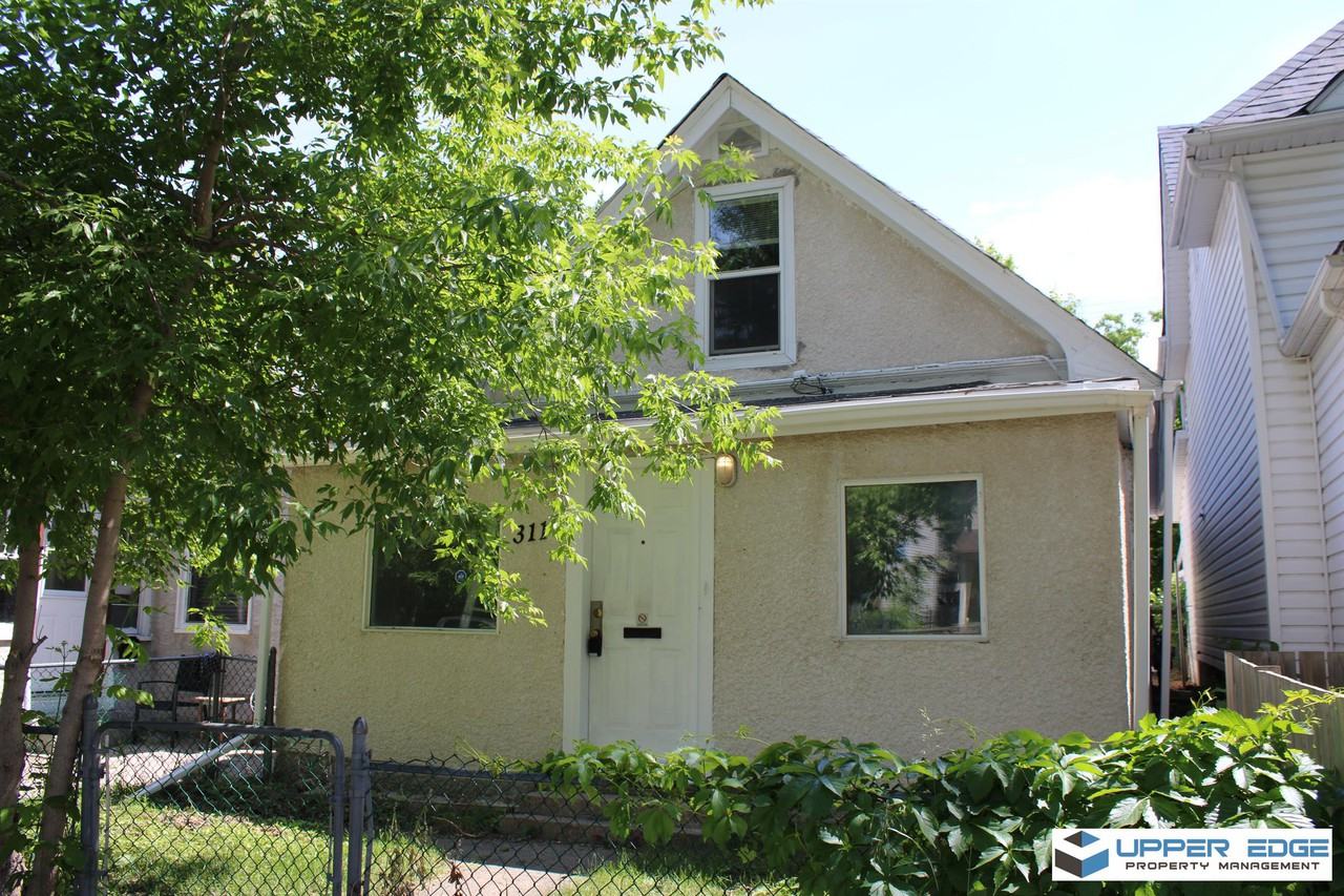 311 Toronto St - Photo 2 of 14