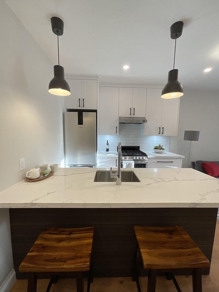 Dupont St & Spadina Rd #4 - Photo 2 of 8