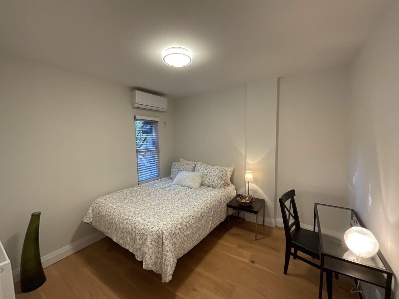 Dupont St & Spadina Rd #4 - Photo 5 of 8