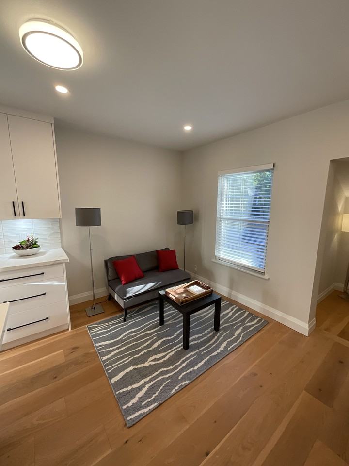 Dupont St & Spadina Rd #4 - Photo 4 of 8