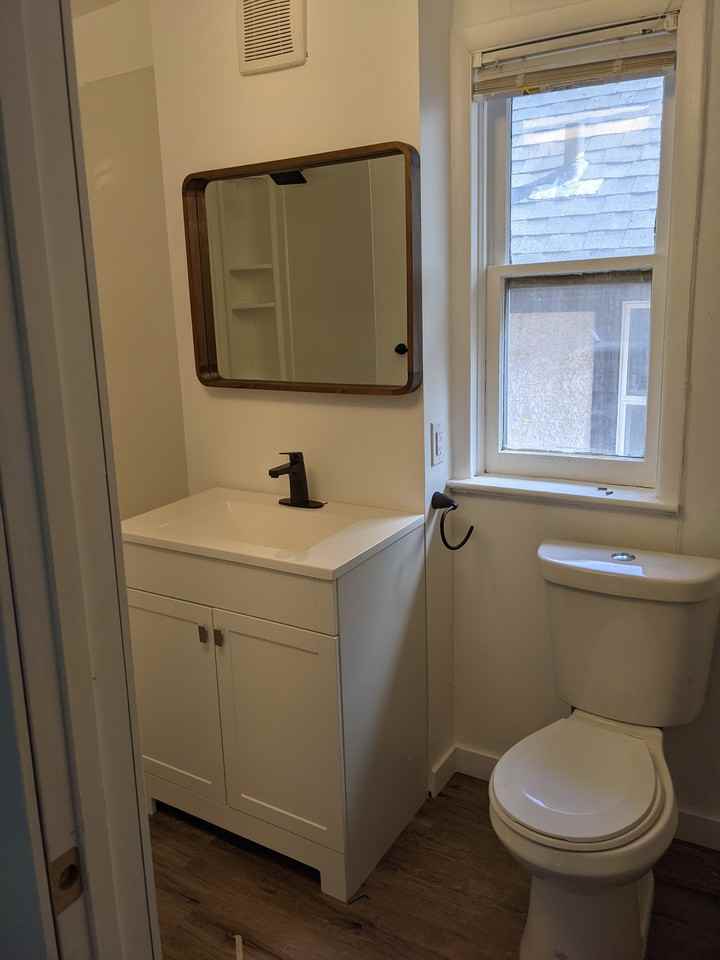 122 Cathedral Avenue - Photo 2 of 6