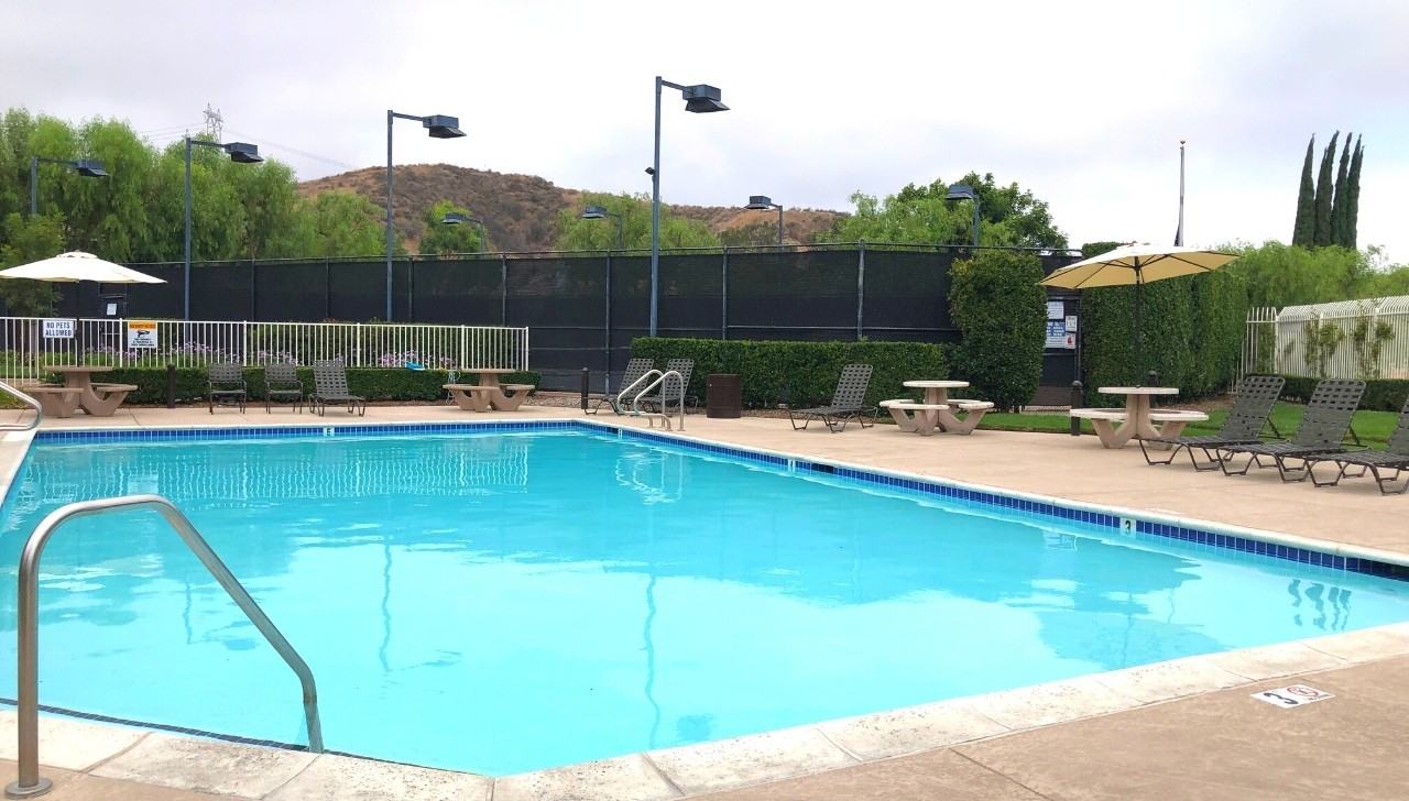 26551 Dove Ct - Photo 2 of 4