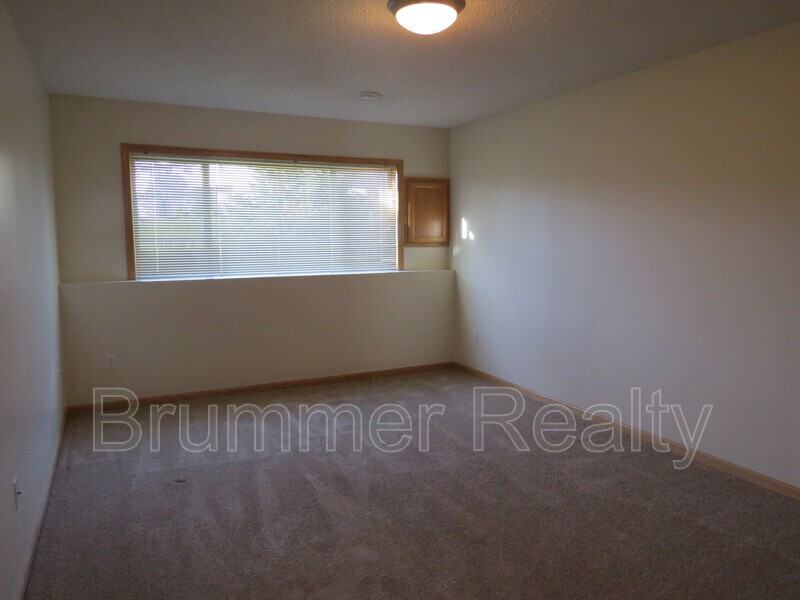 5538 153rd Ct Nw - Photo 2 of 14