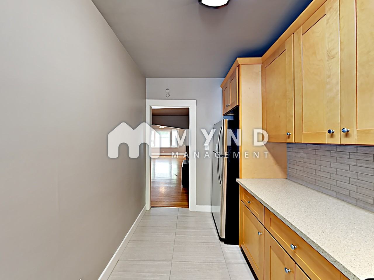 920 35th St #2 - Photo 2 of 10