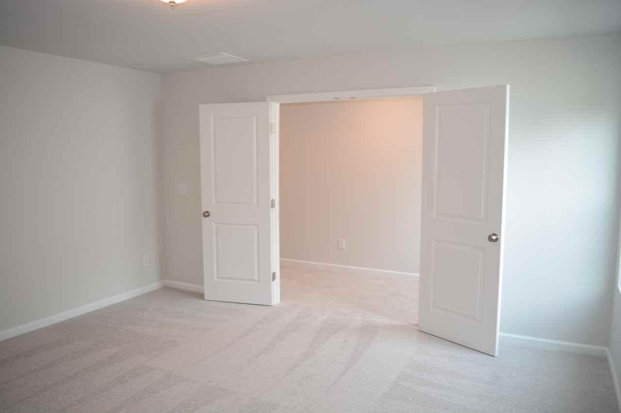 Bellewood Gardens Dr #1 - Photo 7 of 14