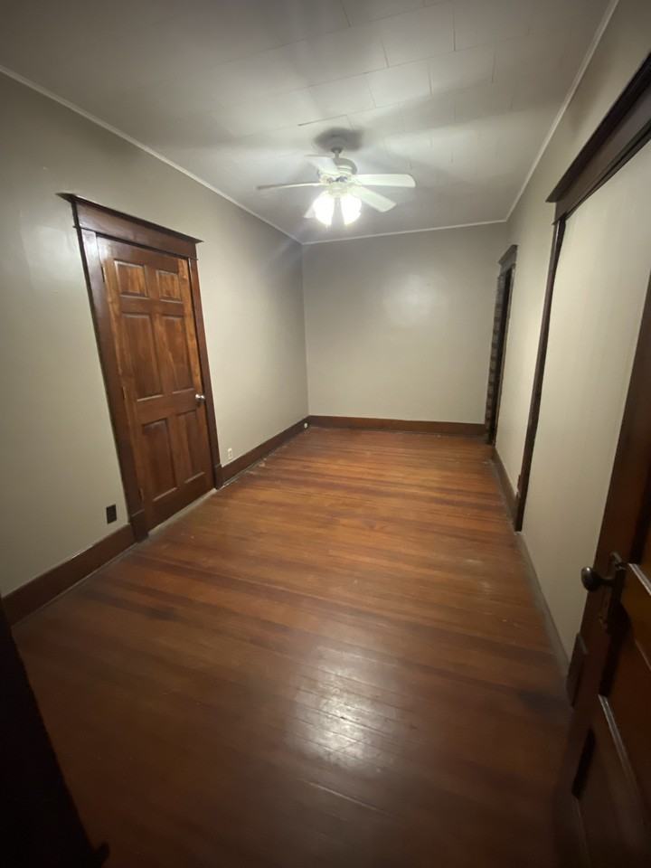 509 N Perry St #511 - Photo 7 of 12