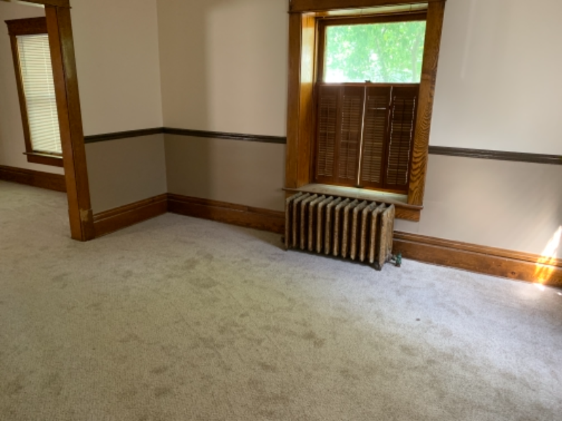 2467 3rd St - Photo 4 of 9