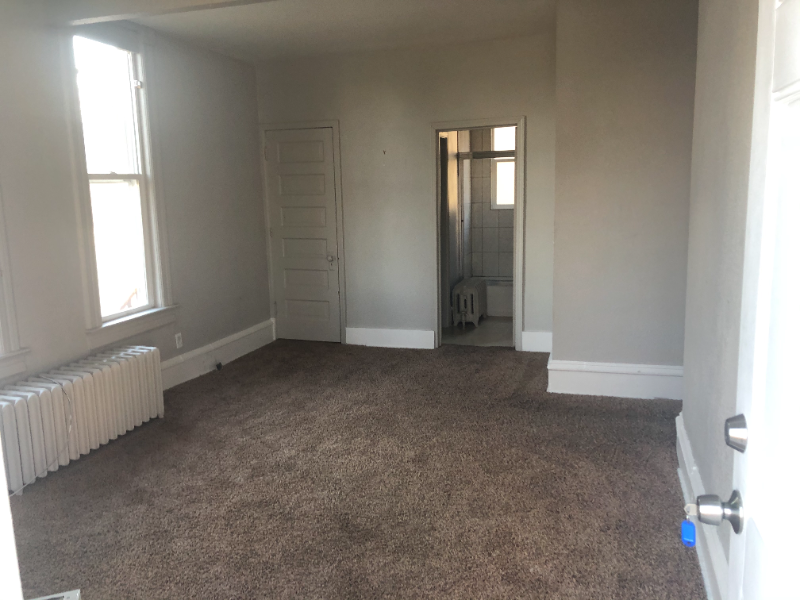 1609 8th Ave N #3 - Photo 2 of 9