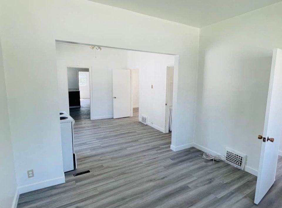 Andrews 403 Apartments For Rent 403 403 Andrews Street Winnipeg Mb R2w 4t7 With 1 Floorplan Zumper