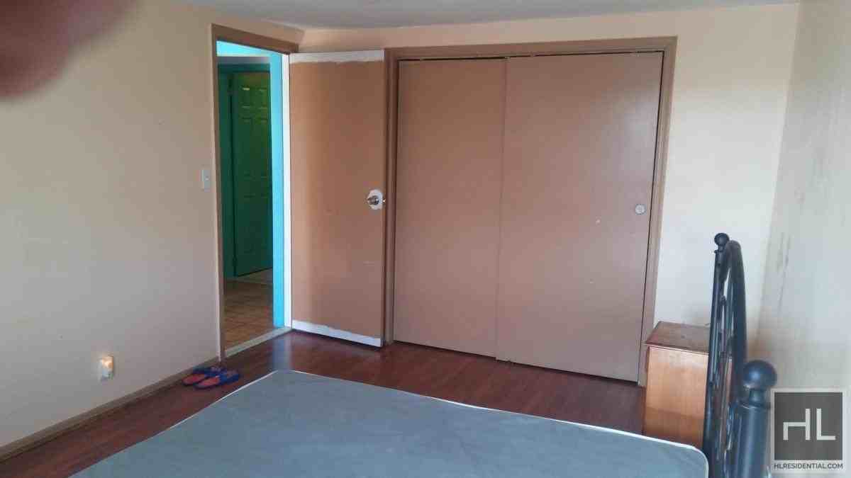 7 Coleman Sq 1 - Photo 2 of 8