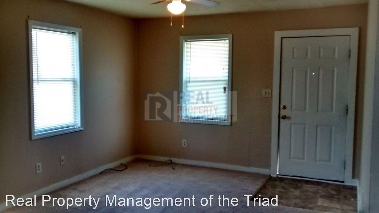 Hunter St - Photo 2 of 7