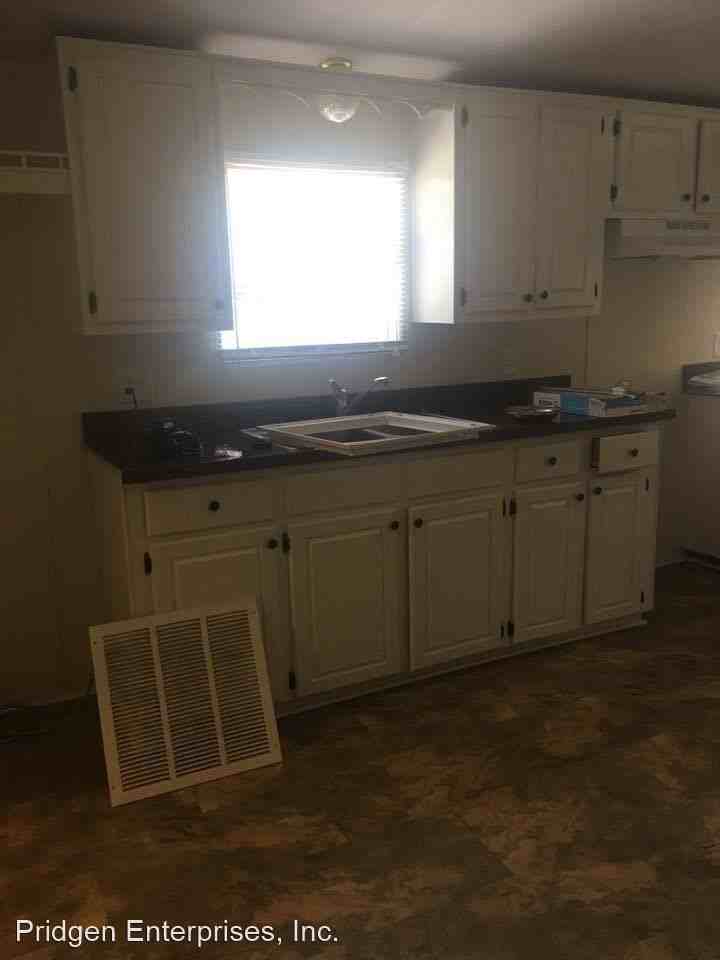 309 Hillwood Dr - Photo 3 of 8
