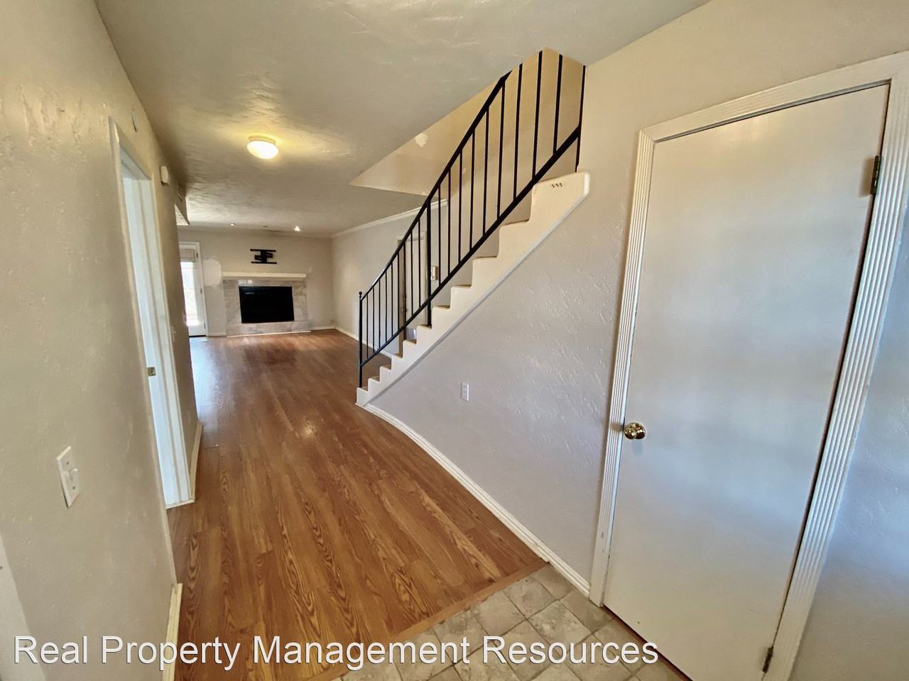 11407 N May Ave - Photo 3 of 19
