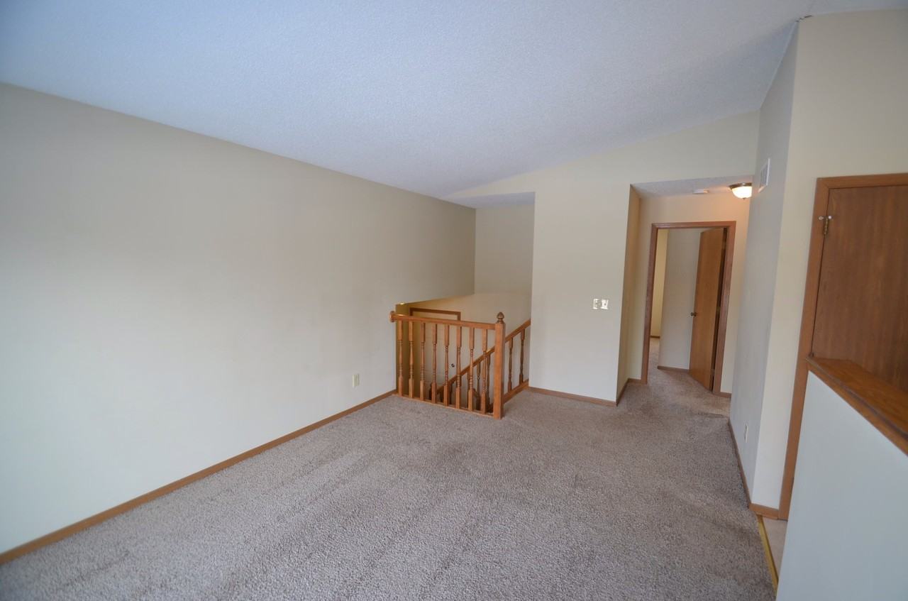 5361 183rd St W - Photo 3 of 9