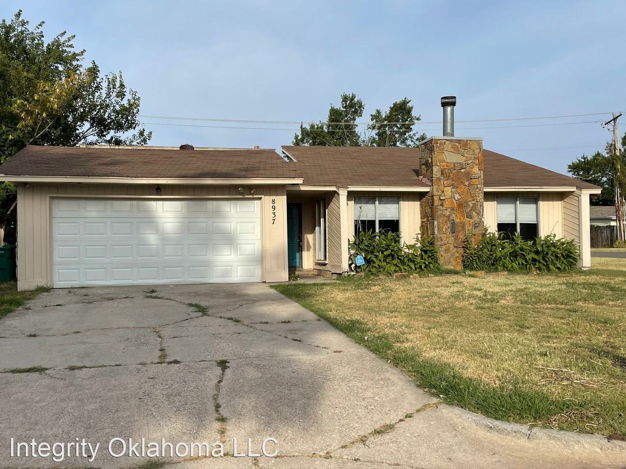 8937 N Eagle Ln - Photo 2 of 14