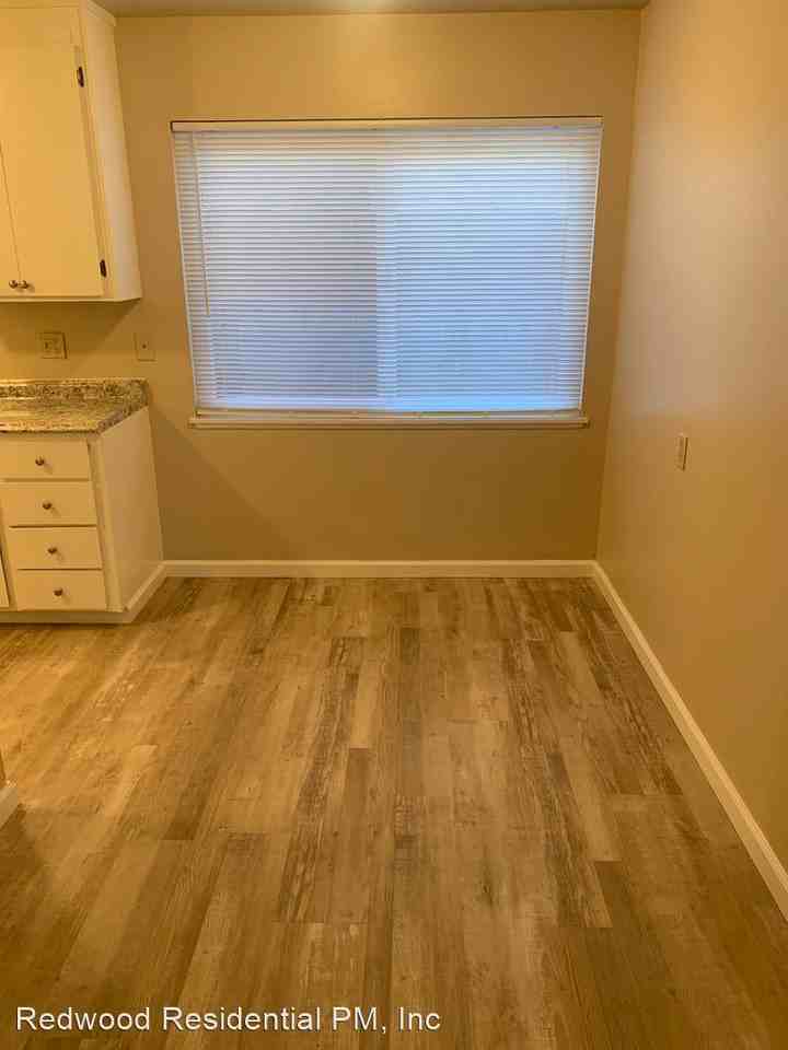 934 Morgan Street - Photo 2 of 7