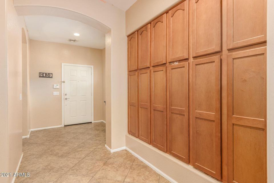 7103 W Pioneer St - Photo 2 of 6