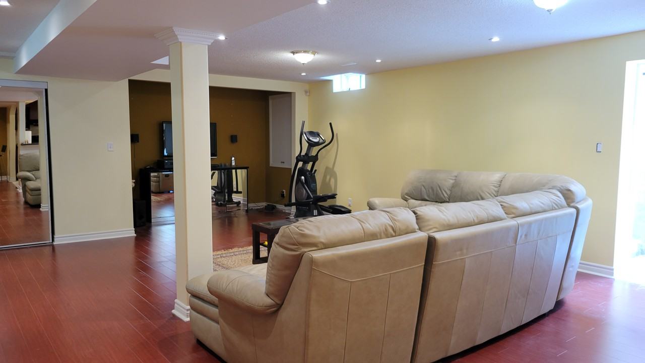 51 Scarbell Dr - Photo 2 of 10