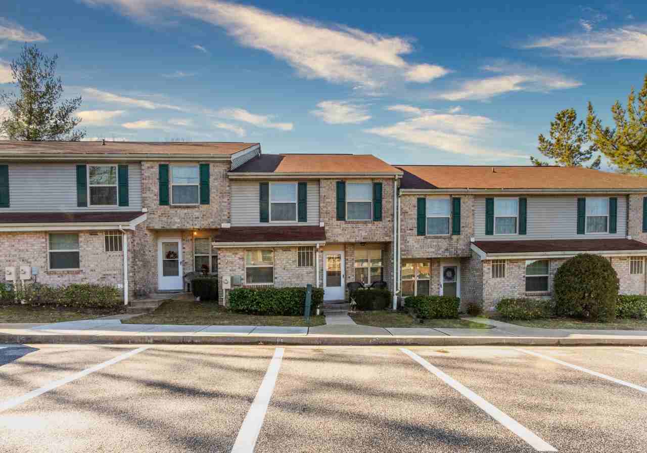 Spring Hill Apartments & Townhomes - Photo 2 of 30