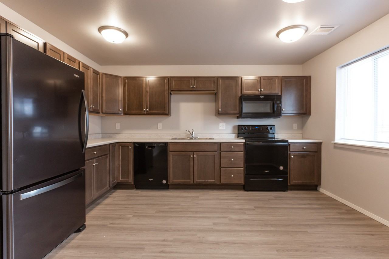 Lacey Village Townhomes - Photo 7 of 22