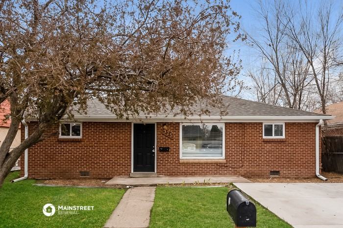325 Yates St - Photo 3 of 16