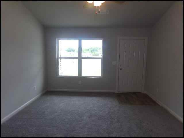 105 Dodd Dr - Photo 3 of 10