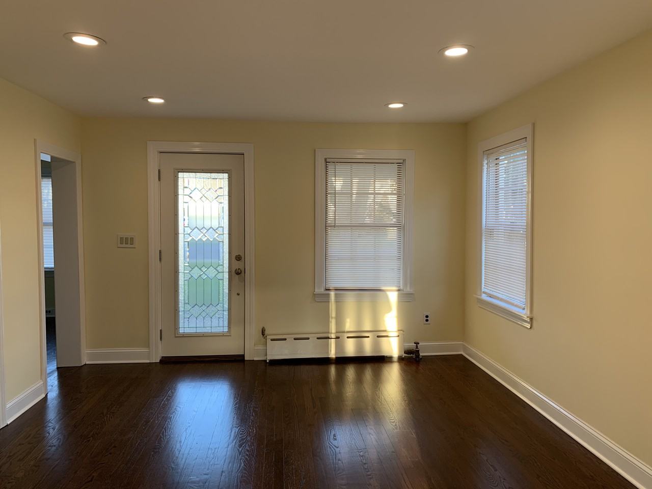 74 Tyler Ave - Photo 3 of 13