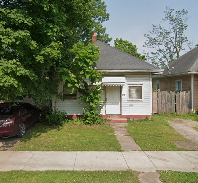 725 W Michigan St - Photo 2 of 6