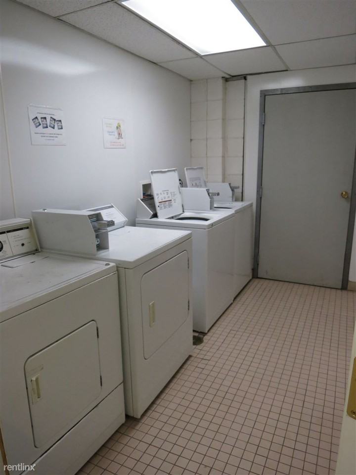 2056 Jackson St - Photo 2 of 5