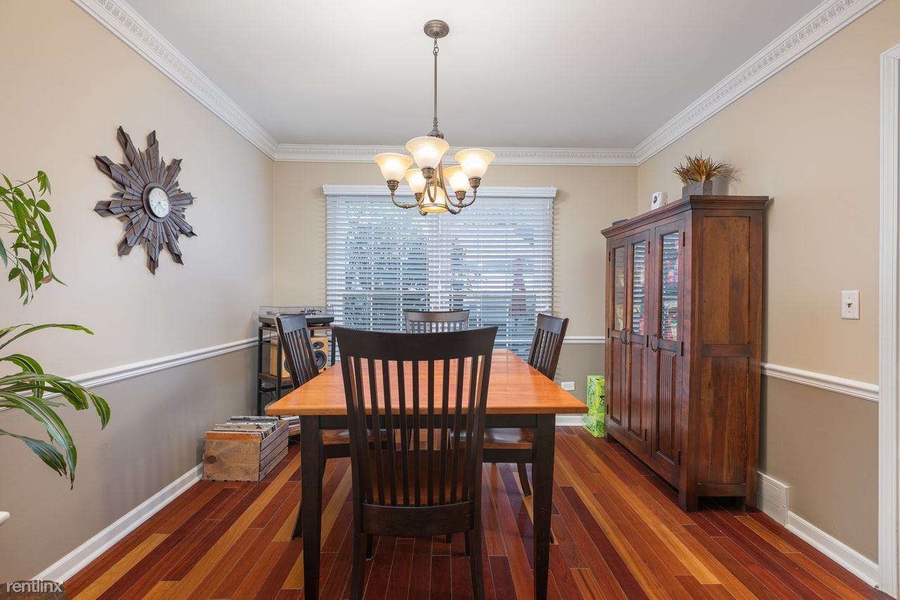 1549 Wedgefield Cir - Photo 2 of 8