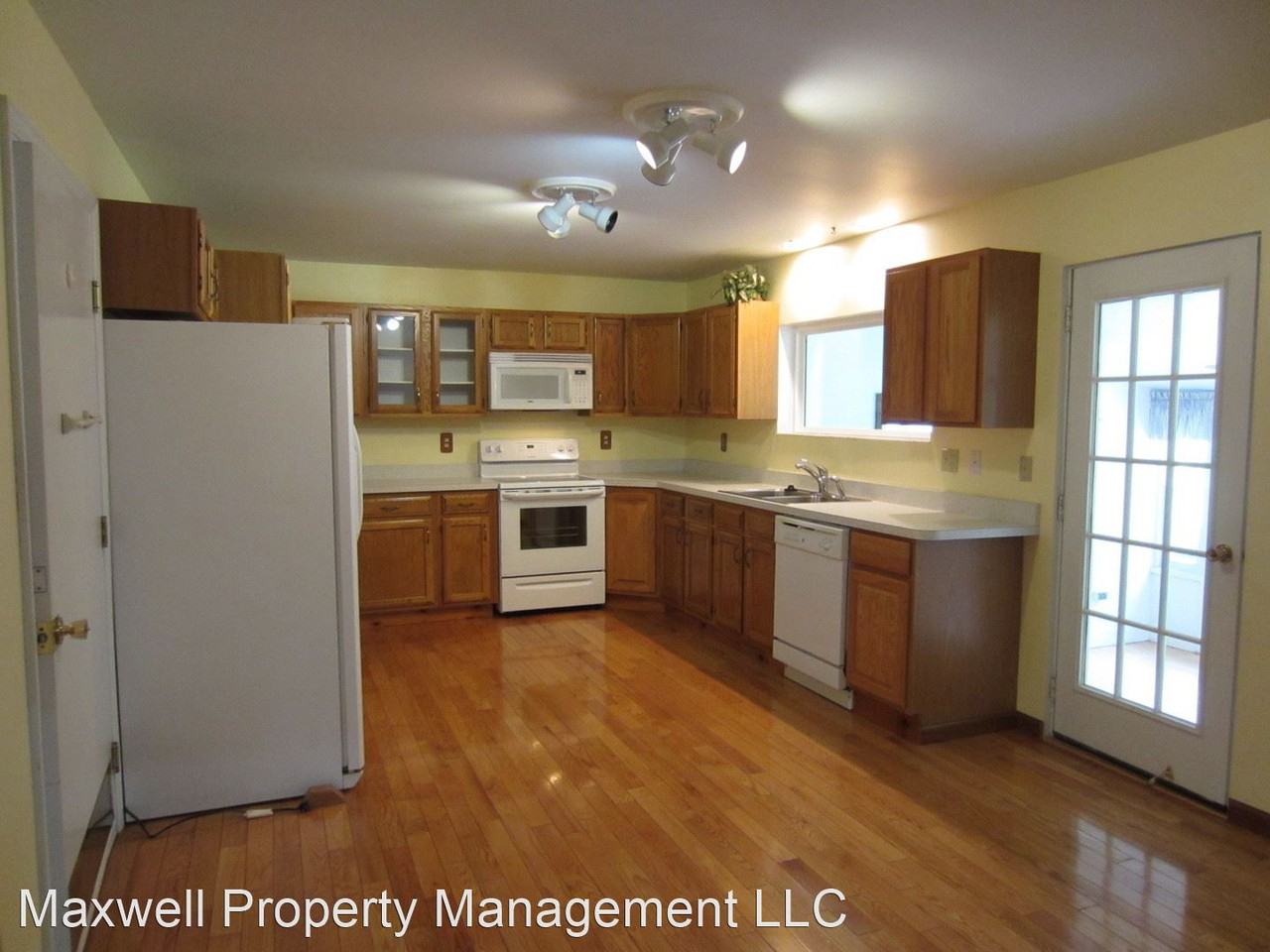 428 Moe Road - Photo 3 of 13